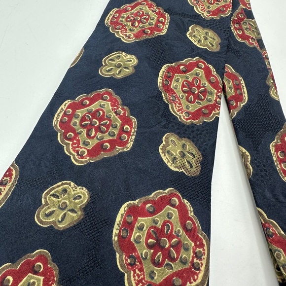 Karl Lagerfeld Silk Neck Tie Blue with Gold and Red Design 100% Silk 57” - Picture 2 of 4
